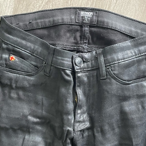Low rise coated black denim. Hudson jeans size 27 - Picture 2 of 5